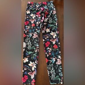 Old Navy Active Floral Compression Leggings